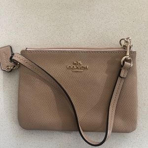 Brand new coach small clutch